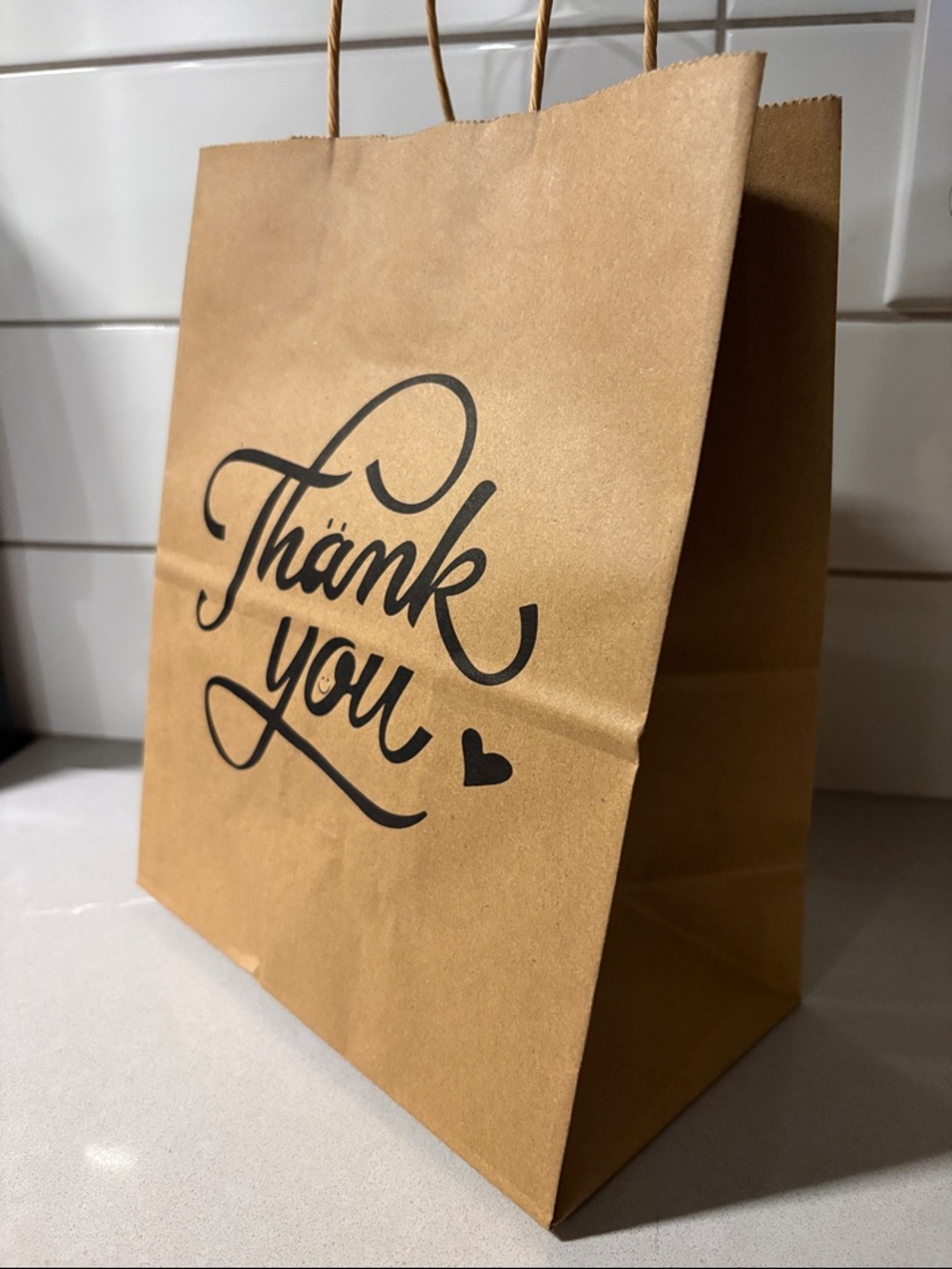NEW Lot of 20x “Thank You” + Heart Medium Paper Gift Bags w/ Handles Brown/Black - Picture 4 of 10